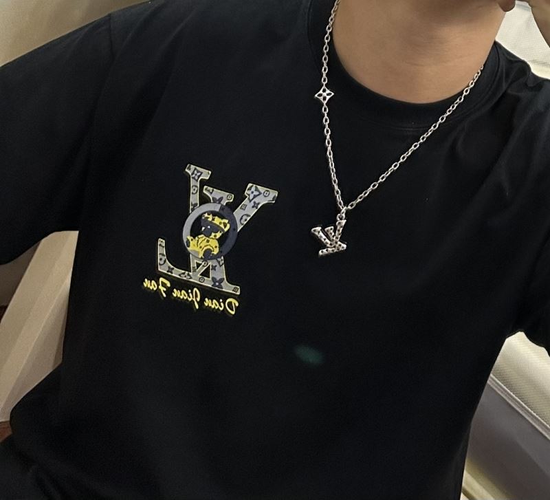 Louis Vuitton Necklaces